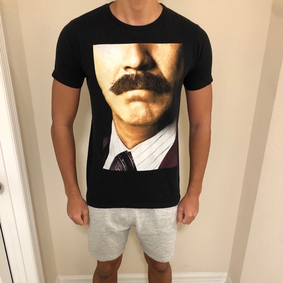 Shirts - Picture 4 of 7